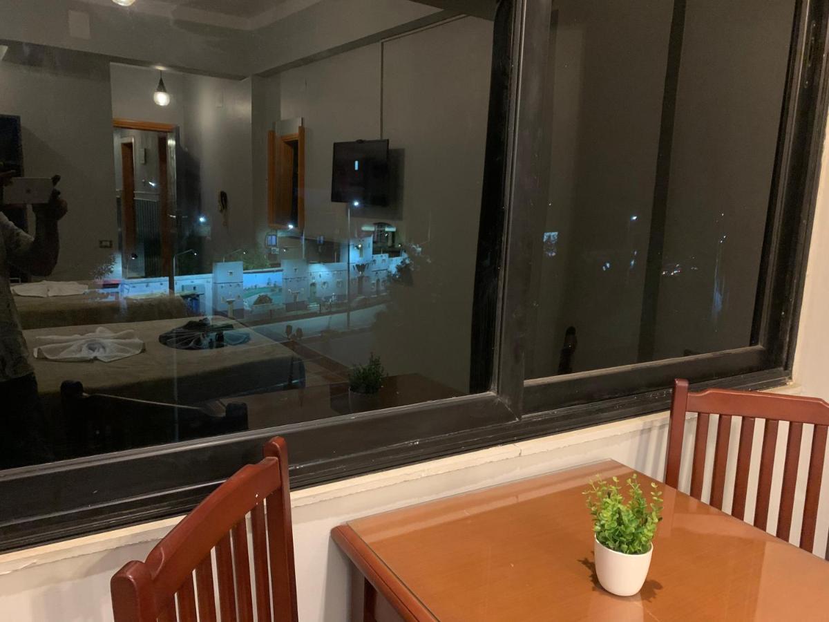 Qinā Royal Hotel מראה חיצוני תמונה