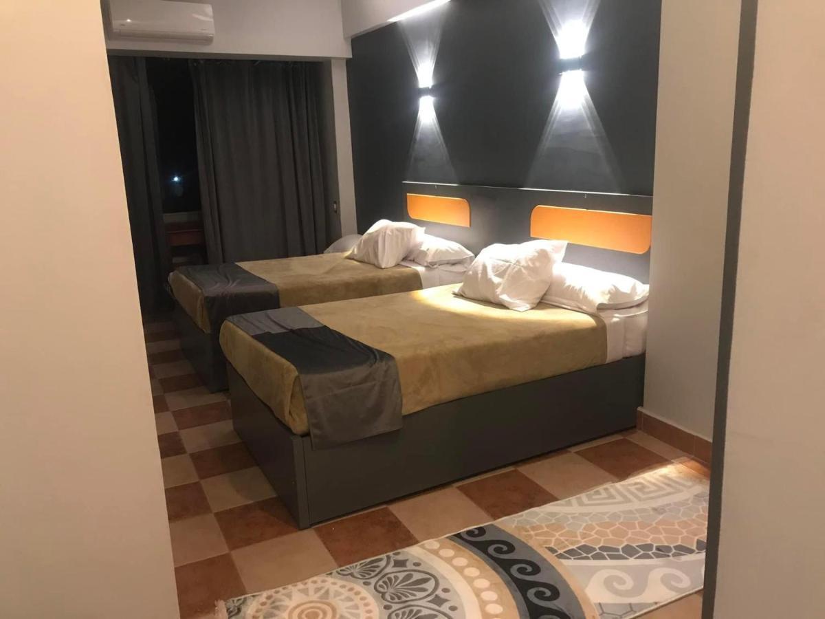 Qinā Royal Hotel מראה חיצוני תמונה